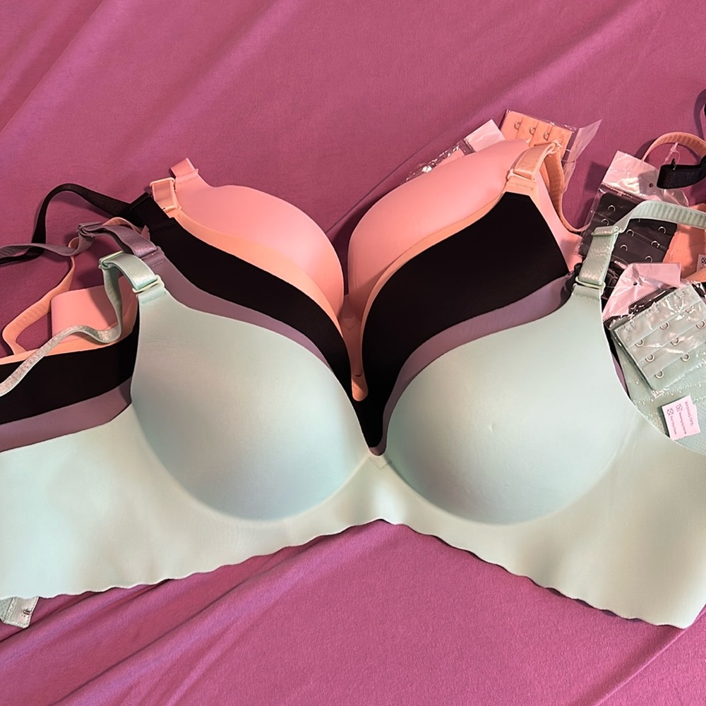 5 pack of bras from Amazon